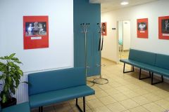 Čekárna s výstavkou prací žáků ZUŠ Česká Kamenice